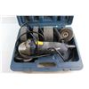 Image 2 : Mastercraft 4 1/2 Angle Grinder with Accessories and Box - Tested