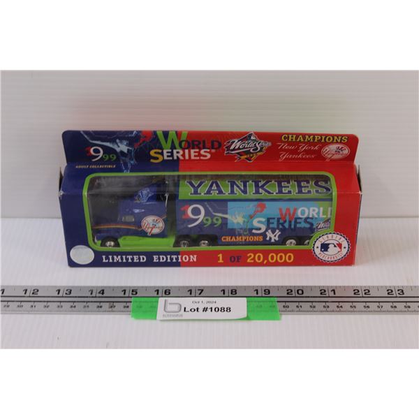 Yankees 1999 Model Semi & Trailer Model Set in Box