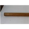 Image 3 : Vintage Wooden Lacrosse Stick - 41"
