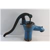 Image 8 : Vintage Water Pump