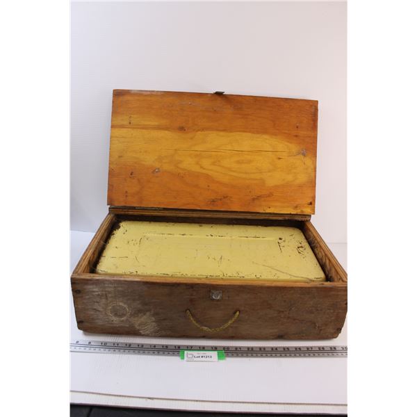 Camping Stove in Wood Box - as is - Primus Brand - Has Scent