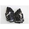 Image 4 : (5) Used Hockey Gloves - 2 Pairs One Extra