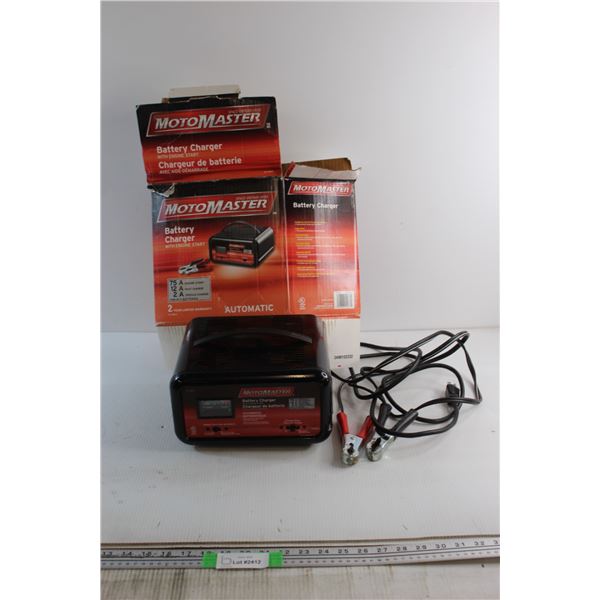 MotoMaster Battery Charger with Engine Starter - As Is