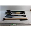 Image 1 : (2) Garden Shovels and (2) Reflex Ice Soft Touch Brush & Ice Scraper