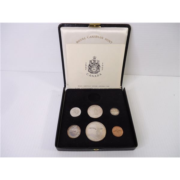 ^1967 Royal Canadian Mint Coin Set