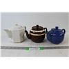 Image 1 : (3) Teapots