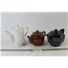 Image 1 : (3) Teapots