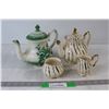 Image 1 : (2) Teapots, Cream and Sugar