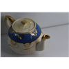 Image 7 : Cream & Sugar Tea Set and a Tea Pot