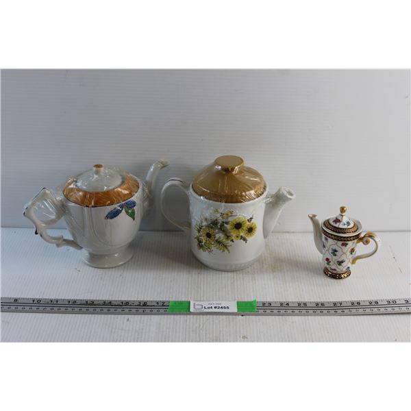 (3) Ceramic Tea Pots