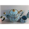 Image 5 : Cream & Sugar Tea Set and a Tea Pot