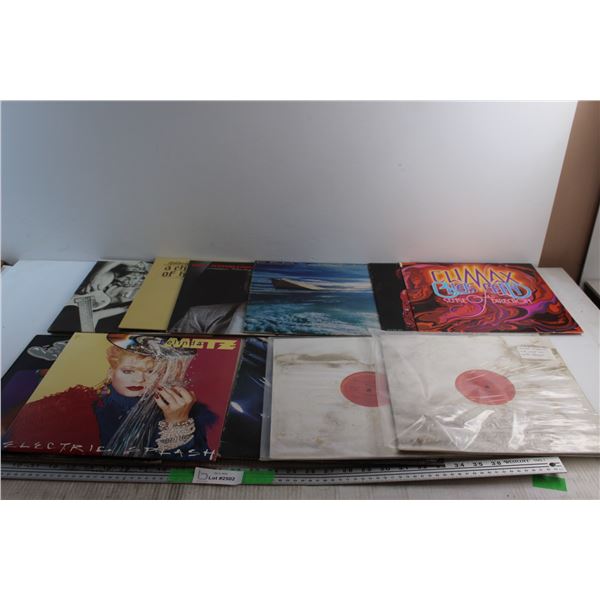 (12) Vinyl Records - Belinda Matz, Nik Kershaw and Cindy Bullens