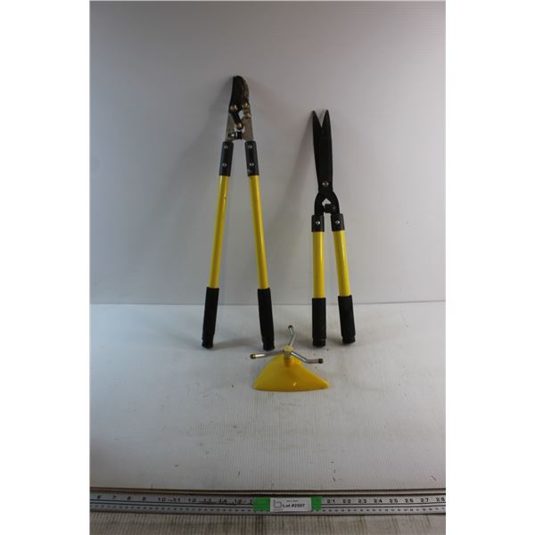 Bush Trimmer, Hedge Cutter and Water Sprinkler