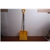 Image 1 : *Shop Master Plastic Shovel w/Metal Edge