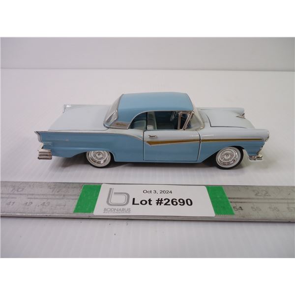 1:32 1957 Ford Fairlane 500