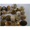 Image 2 : (33) Canadian WW1 and WW2 Military Buttons