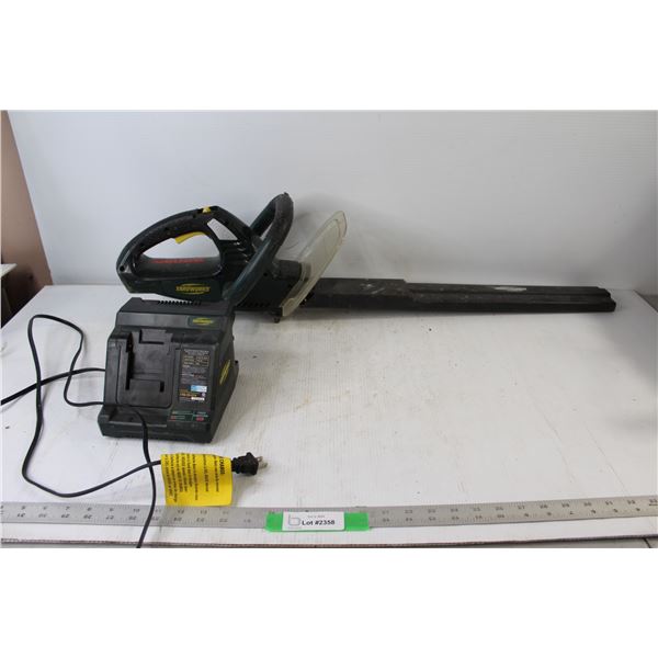 Yardworks Hedge Trimmer With Battery Charger - Missing Battery As Is