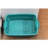 Image 4 : *(2) Plastic Totes No Lids 21'' x 12 & 21'' x 9''