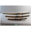 Image 1 : (3) Katanas