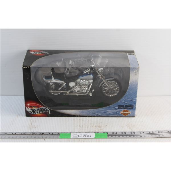 Harley Davidson Dyna Wide Glide Motorcycle 1;10 Scale Model