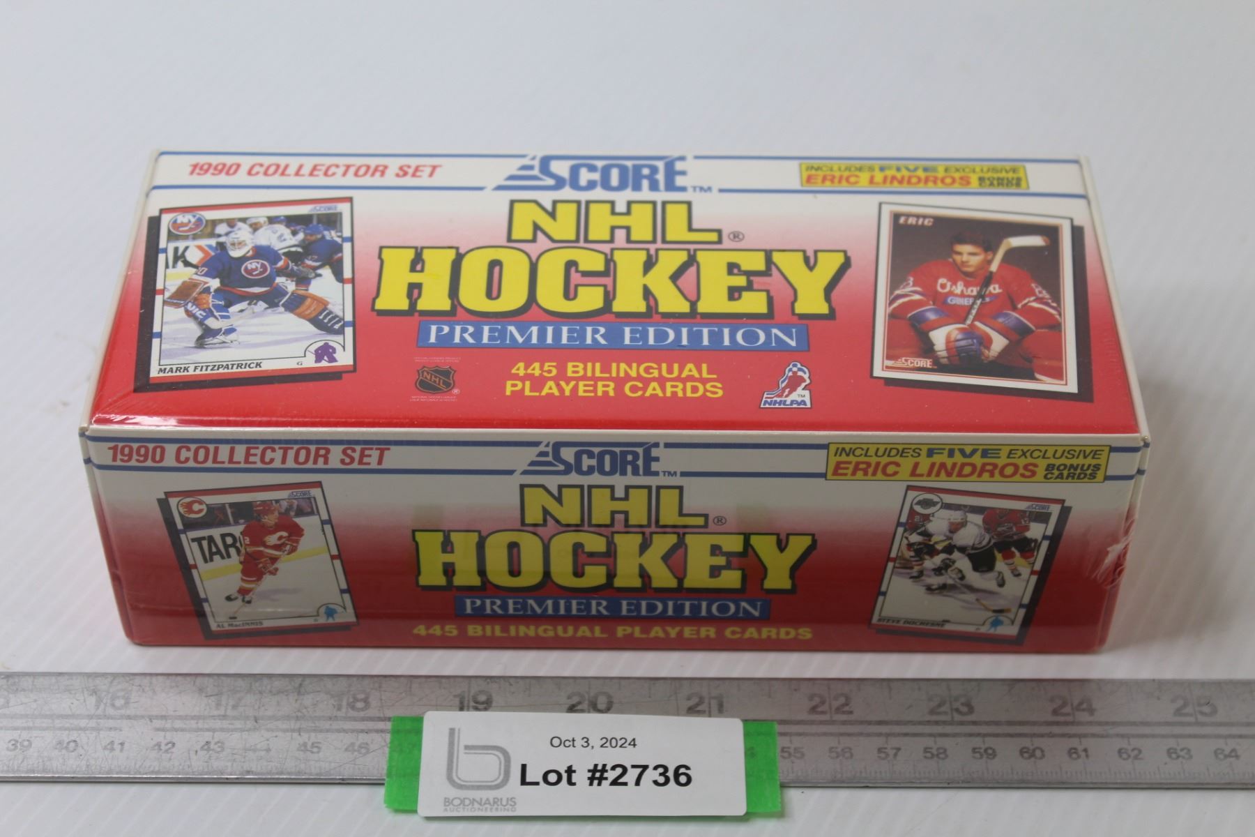 Box of 1990 Score NHL Hockey Collector Cards - 445 Bilingual Player ...
