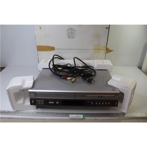 Toshiba Colorstream DVD-VCR Video Player in Box (powers on)