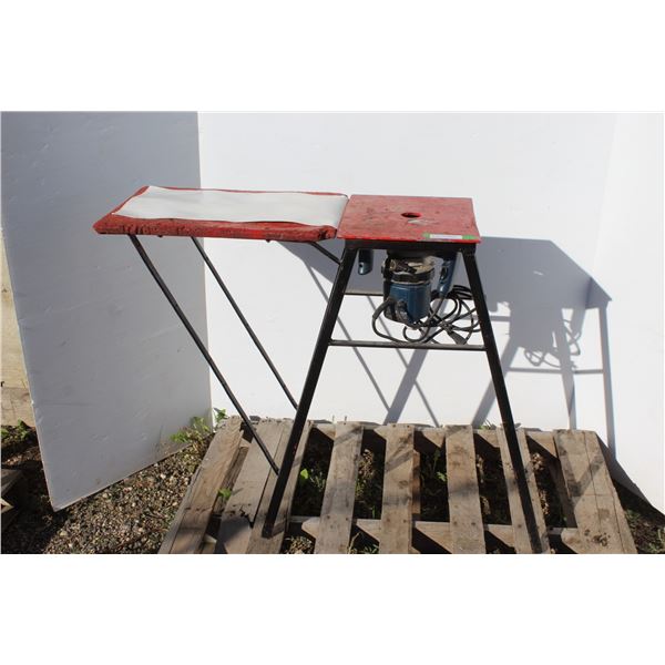 ** Custom Built Router Table and Ryobi R-160 Router (1.5HP) - Powers On