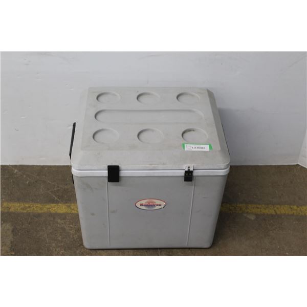 * Koolatron Electric Cooler - No Cord, as is