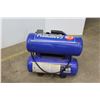 Image 6 : * Campbell Hausfield - 4 Gallon - 3.7CFM - Works - Missing Air Suction Filter