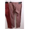 Image 8 : (2) Women's Jeans: David Bitton & Levi - Size 32