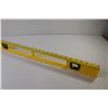 Image 3 : *4' Plastic Level (looks unused)