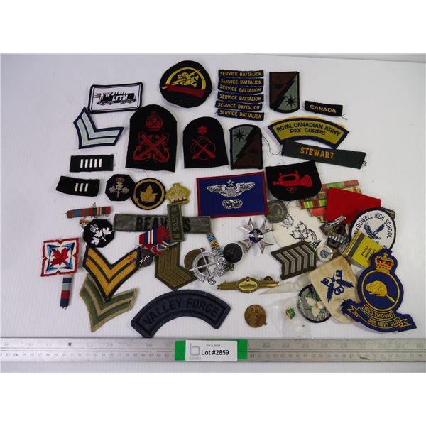Large Lot of Assorted Canadian Forces Badges, Pins and Patches