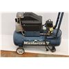 Image 5 : *Mastercraft Air Compressor - As Is