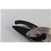 Image 10 : Long Handle Pruning Shears and C Shaped Hand Saw