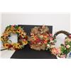Image 1 : (3) Seasonal Wreaths