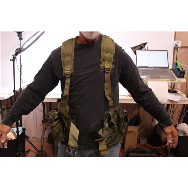 Canadian Forces / Army Type 82 Combat Webbing with Butt Pack - Size 40 Belt