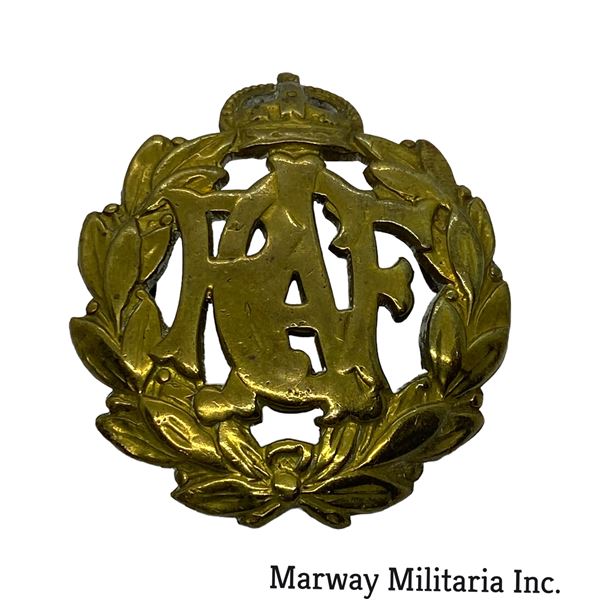 WW2 1st Issue RCAF Cap Badge