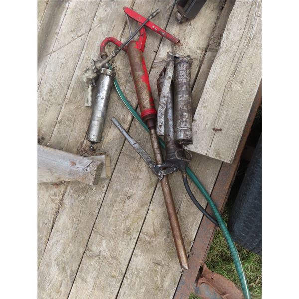 4 grease guns