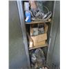 Image 5 : 6 lockers with contents