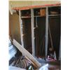 Image 4 : 8 lockers with contents