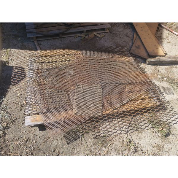pallet of mesh wire