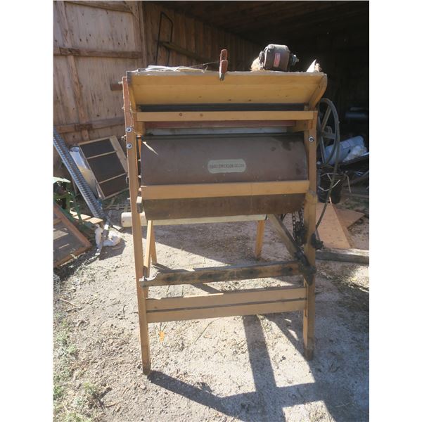 vintageHArt-Emerson seed cleaner