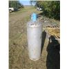 Image 2 : large propane tank
