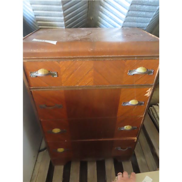 45x30" 4 drawer antique dresser