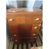 Image 1 : 45x30" 4 drawer antique dresser