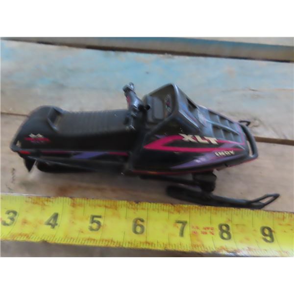 model diecast polaris indy XLT