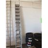 Image 1 : 24ft Aluminum Extension Ladder