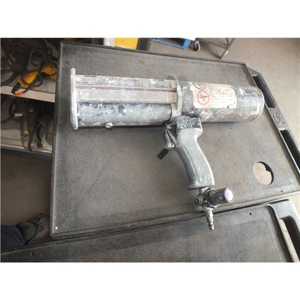 Mixpac Air Powered Caulking Gun