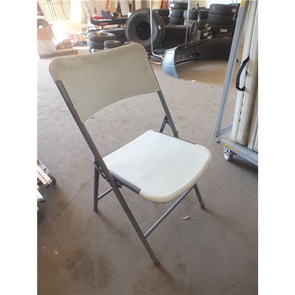 4 Folding Chairs