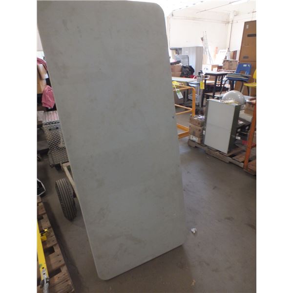 3 Plastic Folding Tables